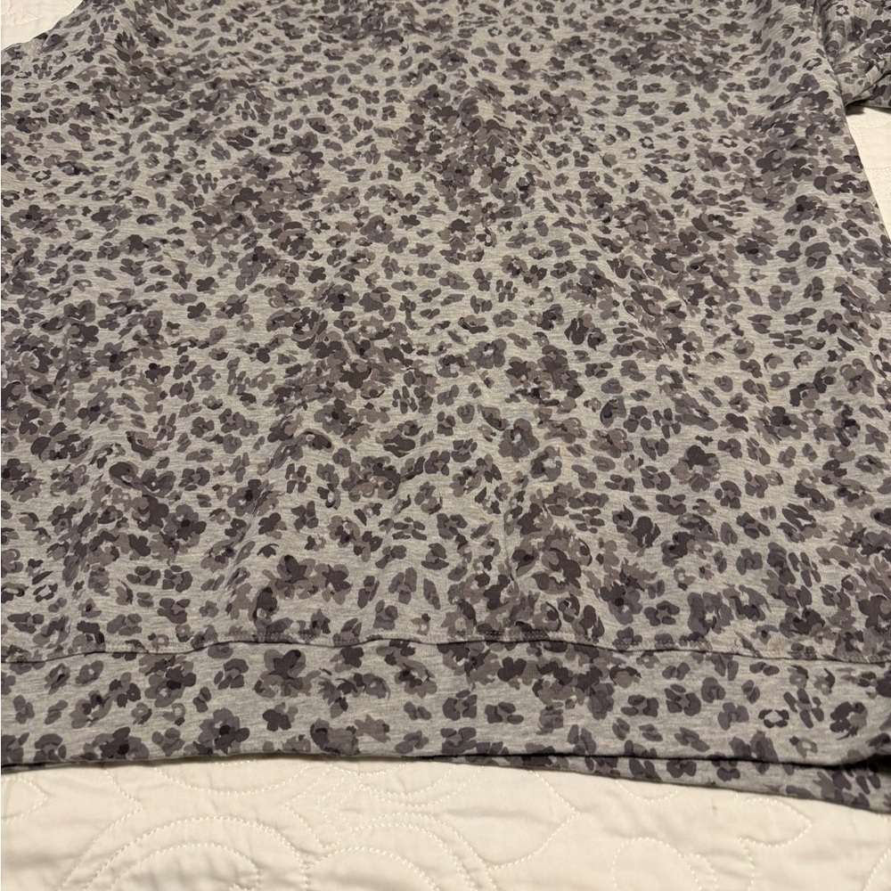Athleta Light Gray sweathshirt